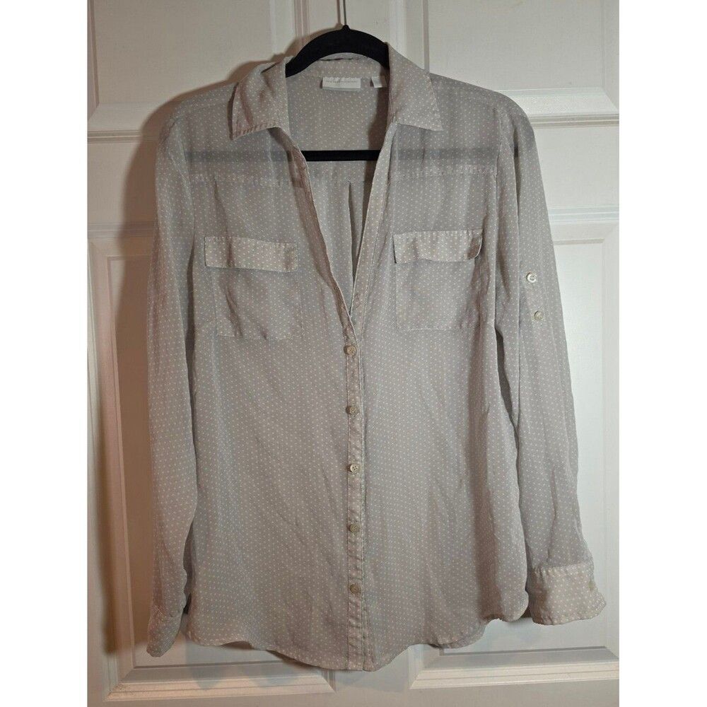 New York & Co Light Gray Polka Dot Button-Up Shirt Sheer L missing 1 button